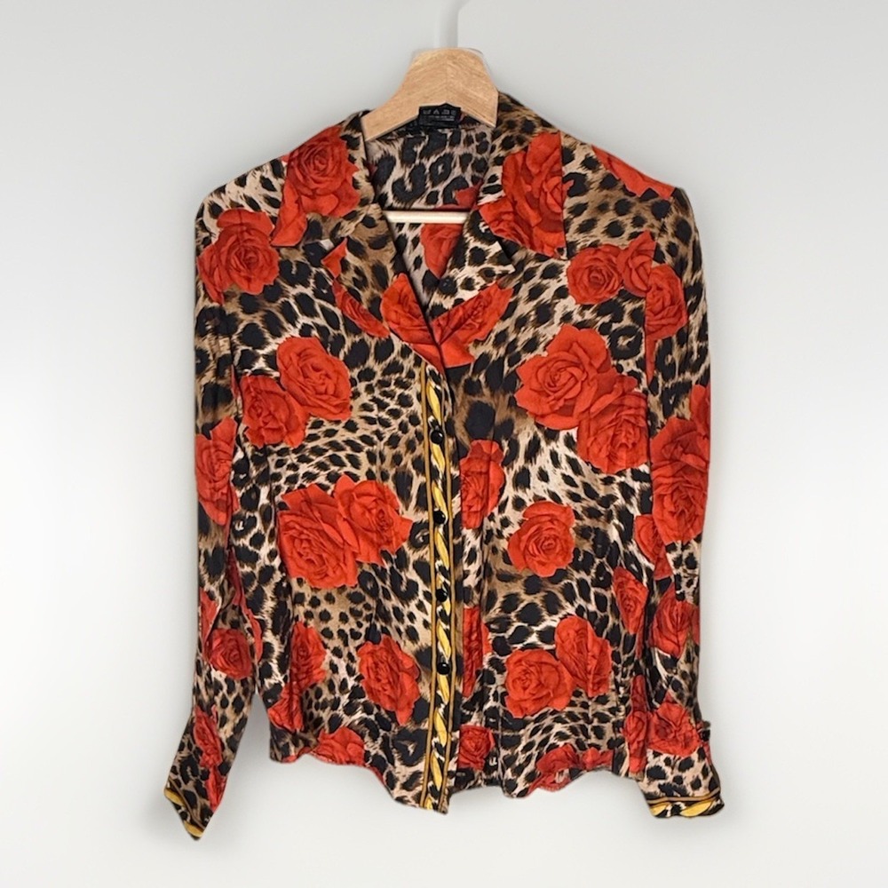 Vintage Laurel by Escalade And Women ( US 4/6) Silk Red Leopard Button Up Shirt